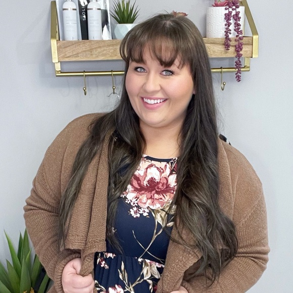 Meet your Posher, Monika - Picture 6 of 7